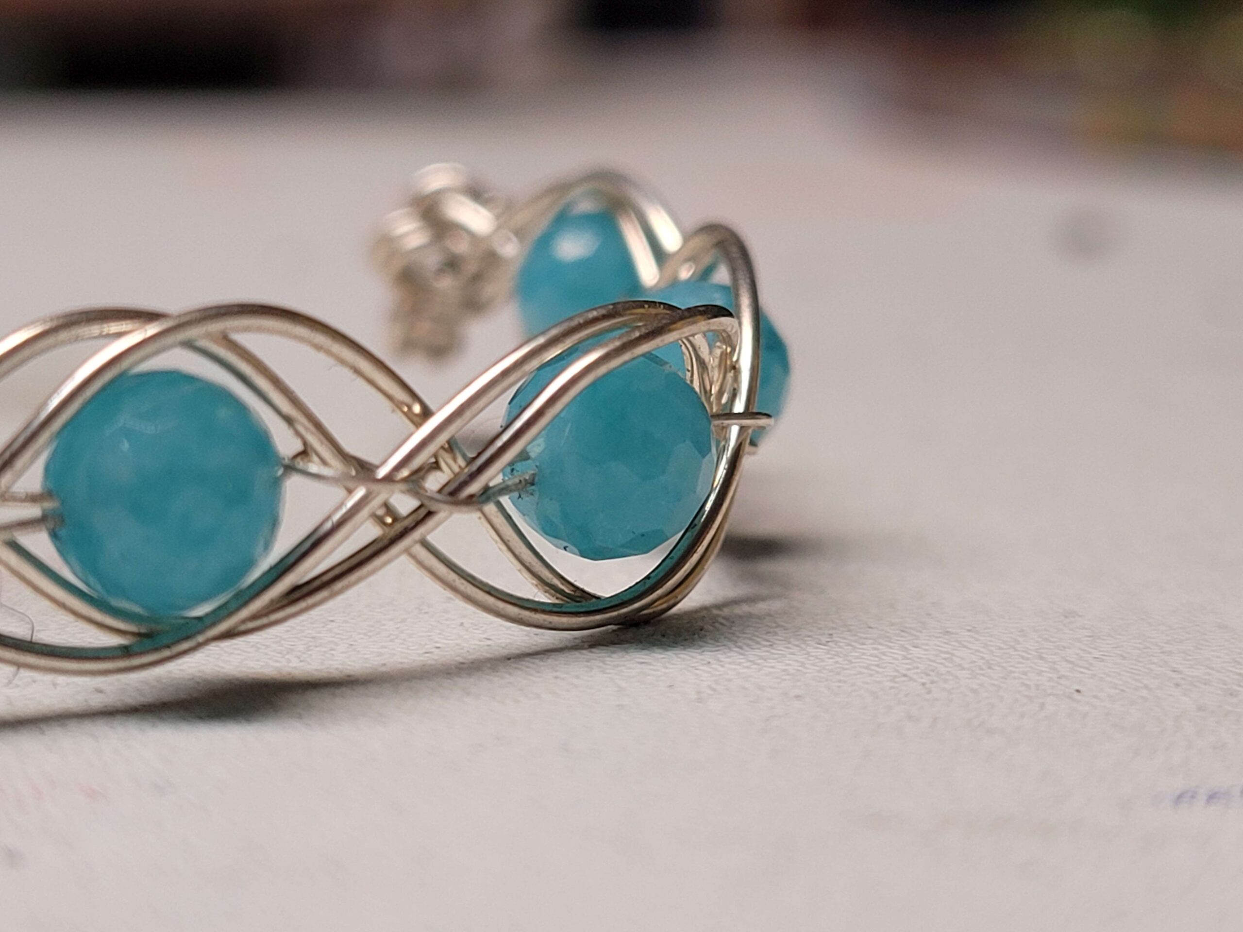 Faceted Amazonite X's & O's Bracelet - Image 5