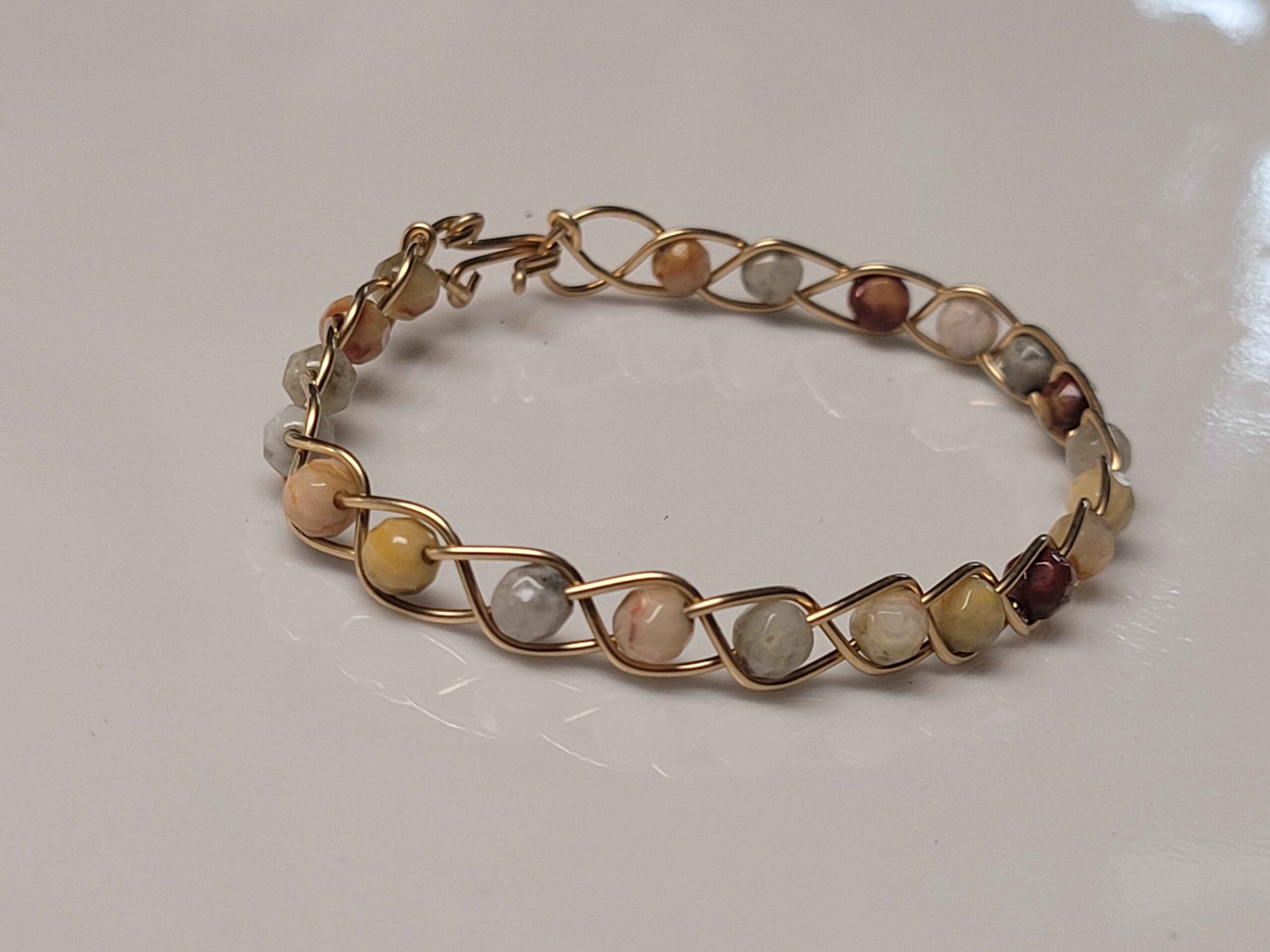 Crazy Lace Agate & Gold Braid Bracelet - Image 9